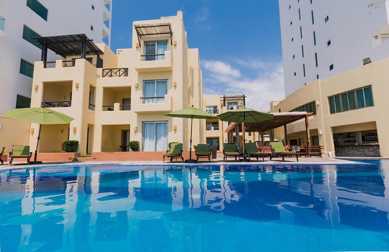 Zafiro Beach Boutique Resort Mazatlán Extérieur photo