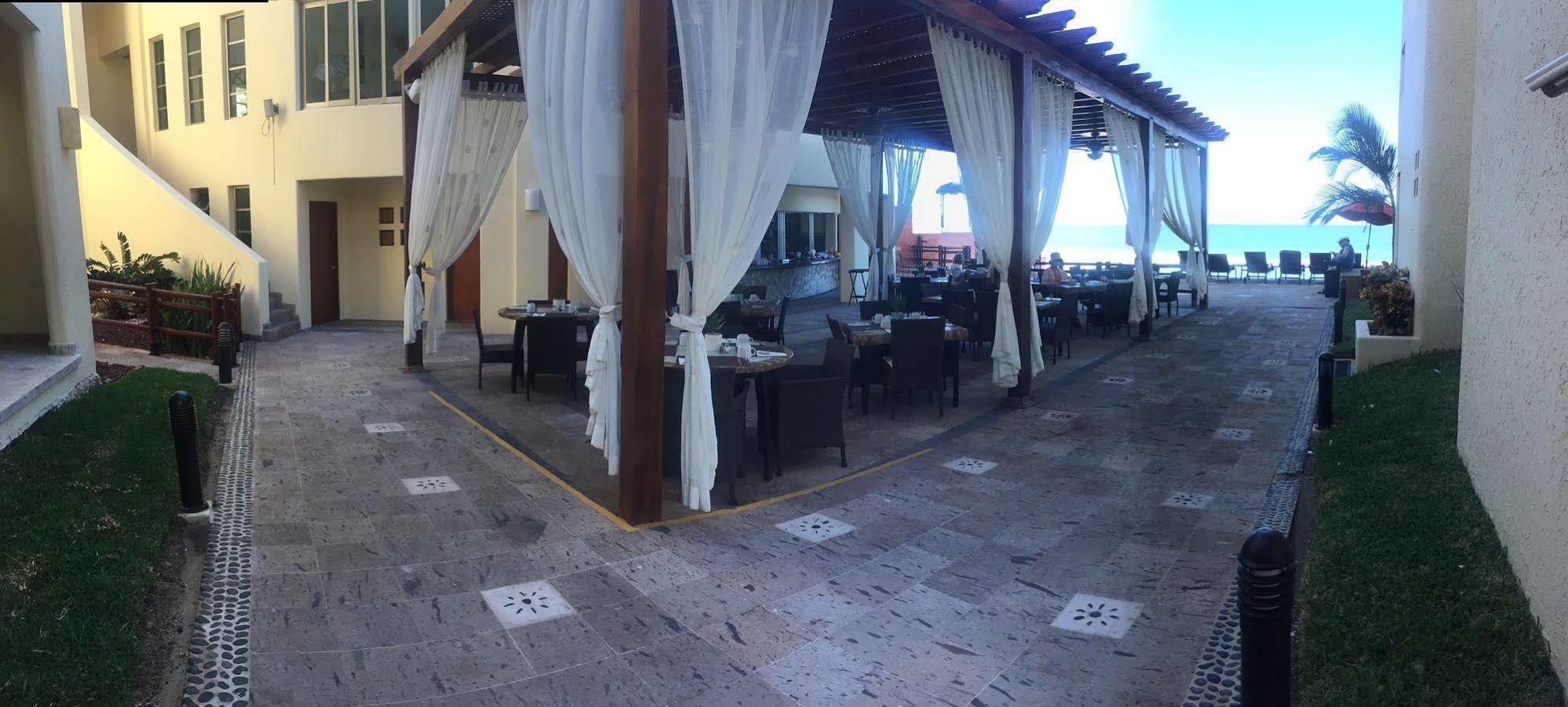Zafiro Beach Boutique Resort Mazatlán Extérieur photo
