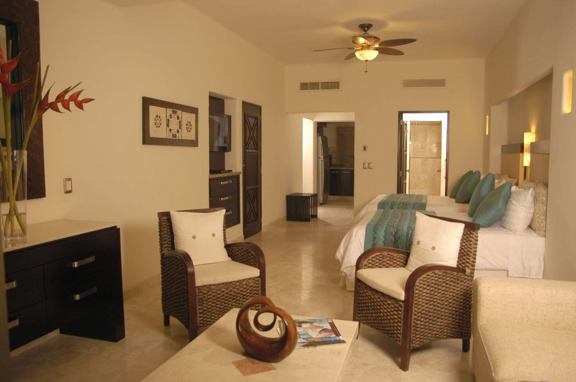 Zafiro Beach Boutique Resort Mazatlán Extérieur photo